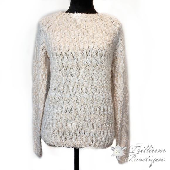 Buffalo David Bitton Women's Peach Sweater NWT - Picture 2 of 7